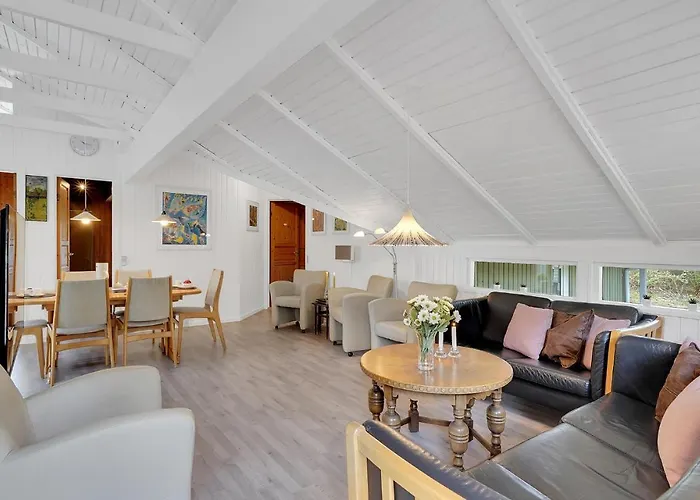 Stunning In With Kitchen Vakantiehuis